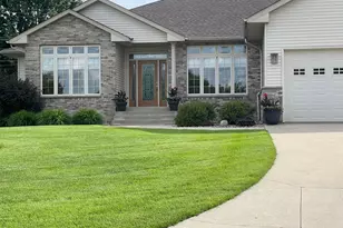 1507 18th Ave SW, Austin, MN 55912 - Photo 1
