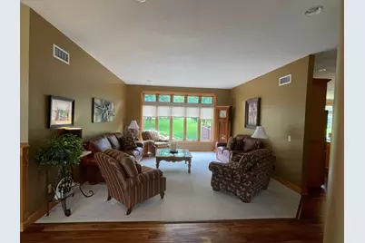 1507 18th Avenue SW, Austin, MN 55912 - Photo 5