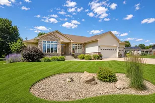 1507 18th Ave SW, Austin, MN 55912 - Photo 1