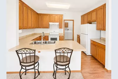 1246 Vernon Drive, Carver, MN 55315 - Photo 5