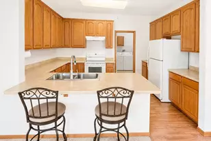 1246 Vernon Dr, Carver, MN 55315 - Photo 5