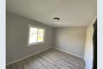 2817 Flag Avenue N, New Hope, MN 55427 - Photo 11