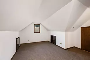 835 3rd St E, Saint Paul, MN 55106 - Photo 33