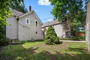 835 3rd St E, Saint Paul, MN 55106 - Photo 39