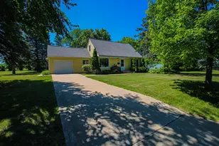 822 Westwood Dr SW, Alexandria, MN 56308 - Photo 3