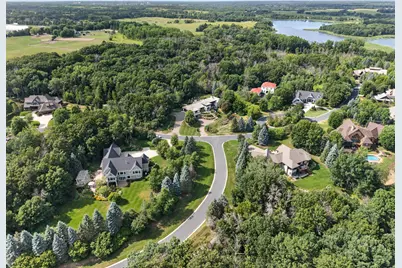9520 Whistling Valley Trail, Lake Elmo, MN 55042 - Photo 63