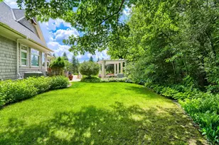 9520 Whistling Valley Trail, Lake Elmo, MN 55042 - Photo 15