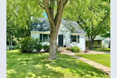 351 E Hughes Street, New Richmond, WI 54017 - Photo 3