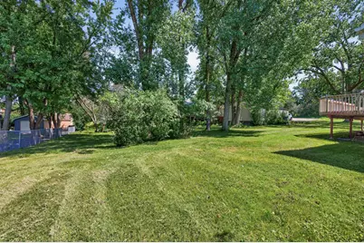 2709 Holloway Avenue E, North Saint Paul, MN 55109 - Photo 29