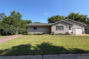 418 1st St, Sandstone, MN 55072 - Photo 13