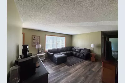 418 1st Street, Sandstone, MN 55072 - Photo 5