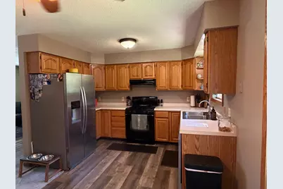 418 1st Street, Sandstone, MN 55072 - Photo 3