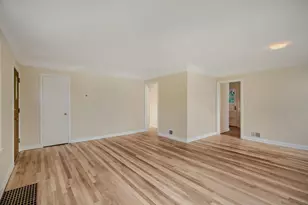 7711 Division St, Saint Louis Park, MN 55426 - Photo 5
