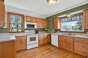 341 N Nelson St, Nelson, MN 56355 - Photo 15