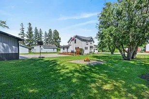 341 N Nelson St, Nelson, MN 56355 - Photo 9