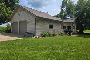 1917 190th St, New Richmond, WI 54017 - Photo 3