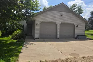 1917 190th St, New Richmond, WI 54017 - Photo 1