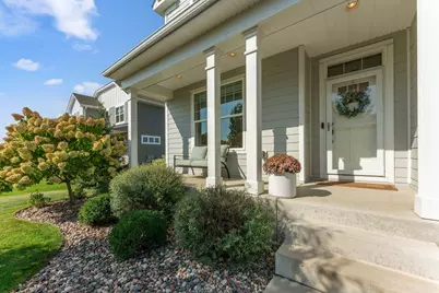 3927 Founders Path, Chaska, MN 55318 - Photo 3