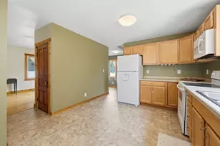 614 N 8th St, Brainerd, MN 56401 - Photo 7