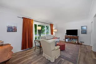 211 Kelser St, Welcome, MN 56181 - Photo 5