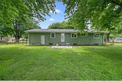 211 Kelser Street, Welcome, MN 56181 - Photo 31