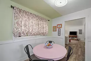 211 Kelser St, Welcome, MN 56181 - Photo 9