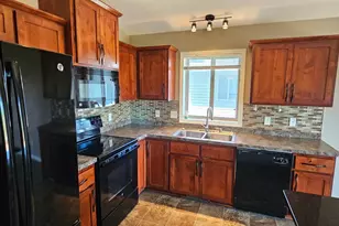 9318 Golden Pond Ln N, Monticello, MN 55362 - Photo 11