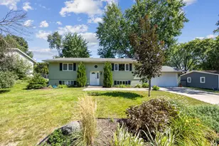 3224 Hillsboro Ave N, New Hope, MN 55427 - Photo 29