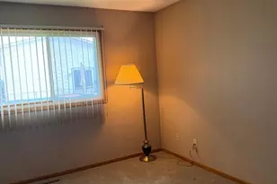 2635 Guthrie Ave N, Oakdale, MN 55128 - Photo 9