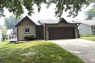 2635 Guthrie Ave N, Oakdale, MN 55128 - Photo 1