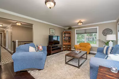 809 Spruce Place, Saint Peter, MN 56082 - Photo 7