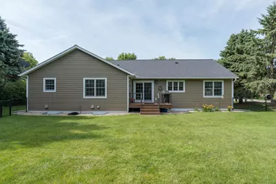 809 Spruce Place, Saint Peter, MN 56082 - Photo 43