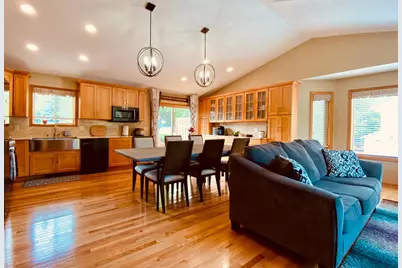 2543 Cypress Street, Maplewood, MN 55109 - Photo 11