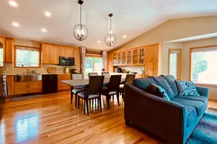 2543 Cypress St, Maplewood, MN 55109 - Photo 11