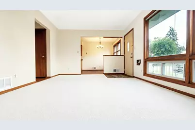 1597 Margaret Street, Saint Paul, MN 55106 - Photo 3
