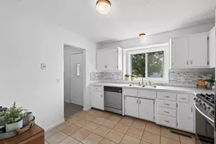 11533 Yukon Ave N, Champlin, MN 55316 - Photo 5