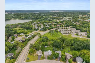 2870 Jordan Drive, Woodbury, MN 55125 - Photo 7