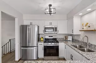 4235 Bridgewood Terrace, Vadnais Heights, MN 55127 - Photo 19