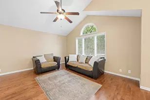2535 Sylvan St, Little Canada, MN 55117 - Photo 3