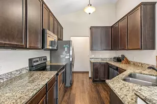 2588 Vierling Dr E, Shakopee, MN 55379 - Photo 7