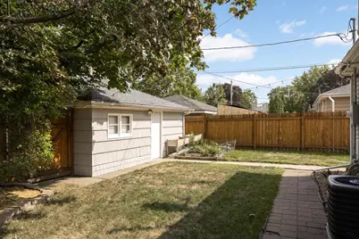 4718 Yates Avenue N, Crystal, MN 55429 - Photo 23