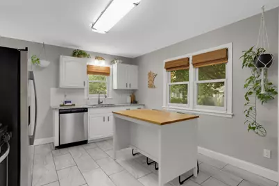 4718 Yates Avenue N, Crystal, MN 55429 - Photo 9