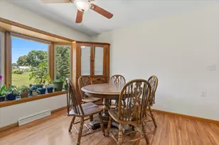 219 5th St SE, Madelia, MN 56062 - Photo 15