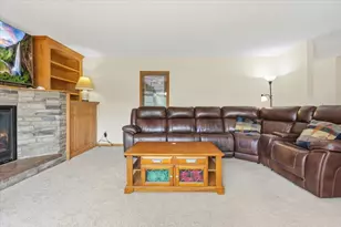 219 5th St SE, Madelia, MN 56062 - Photo 13