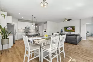 4305 Cottagewood Ct, Excelsior, MN 55331 - Photo 19