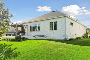 4305 Cottagewood Ct, Excelsior, MN 55331 - Photo 39