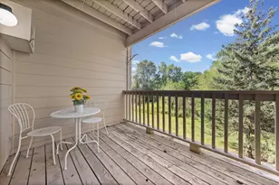 1560 Wheelock Ln, Saint Paul, MN 55117 - Photo 21