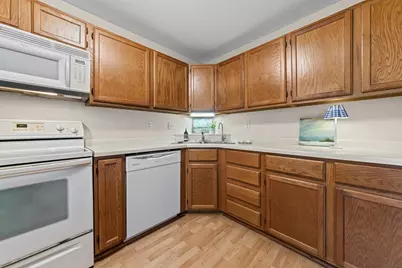 1560 Wheelock Lane #203, Saint Paul, MN 55117 - Photo 13
