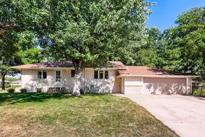 558 113th Lane NW, Coon Rapids, MN 55448 - Photo 3