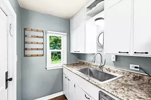 523 1st St, Duluth, MN 55810 - Photo 9